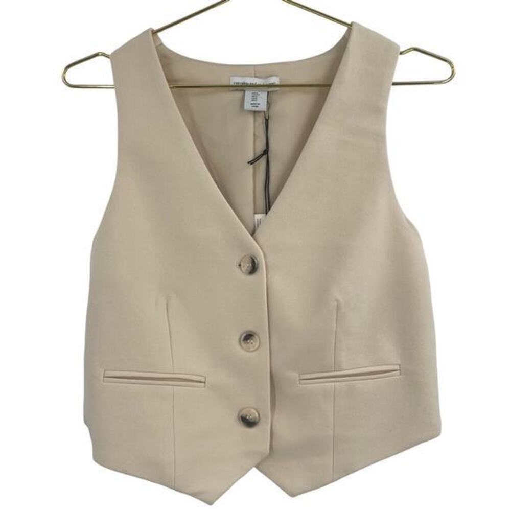 ✨NWT Cupcakes & Cashmere Beige Vest Jacket Small